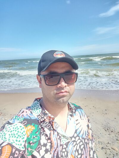 ,   Lazizbek, 30 ,   ,   , c , 