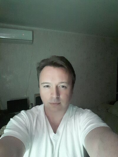  ,   Nik, 38 ,   ,   