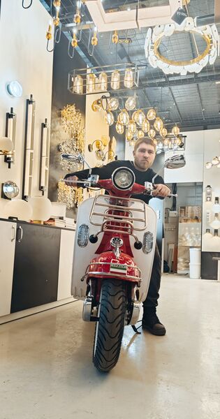  ,   Vladislav, 31 ,   ,   
