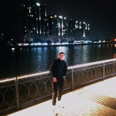  ,   Vasil, 25 ,   ,   