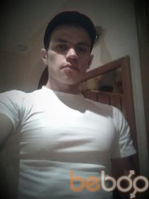  ,   Artur, 38 ,  