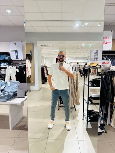  Frankfurt am Main,   Omar, 29 ,   ,   
