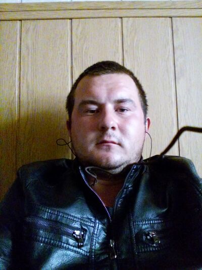  ,   Mikhail, 32 ,   ,   