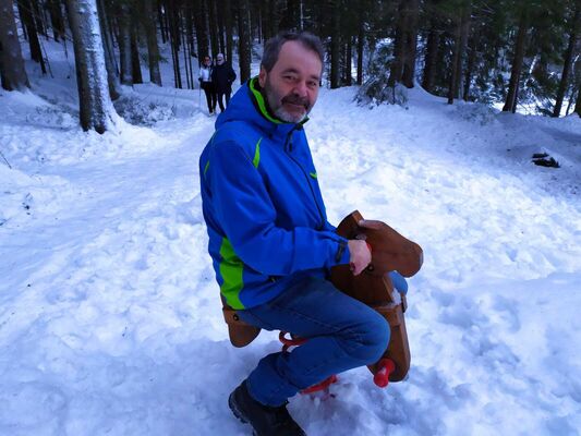  ,   Peter, 56 ,   ,   , c 