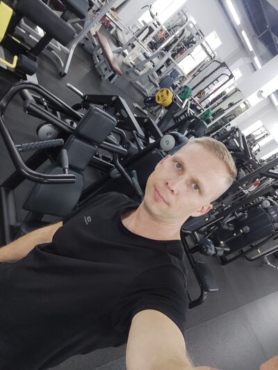  ,   Alex, 41 ,  