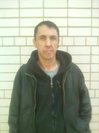  Targu Jiu,   , 46 ,   ,   , c 