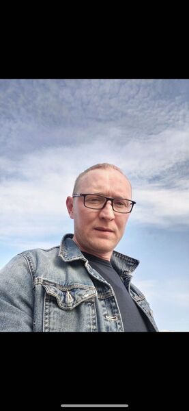  ,   Ivan, 39 ,   ,   