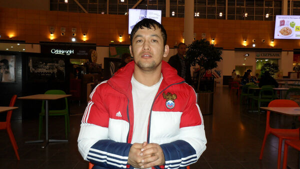  ,   Isfandiyor, 39 ,   