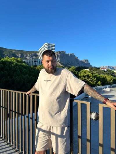  ,   Bearded, 37 ,   ,   