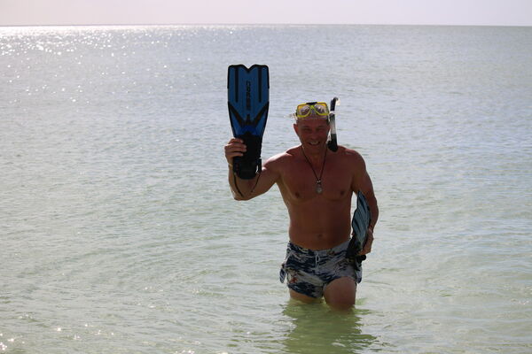  ,   Igor, 49 ,   ,   , c 