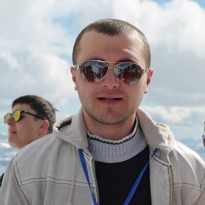  ,   Giorgi, 32 ,   