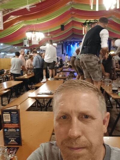  ,   Paul, 42 ,     , c 