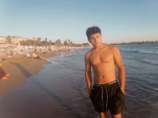  Alanya,   Caner, 25 ,   ,   