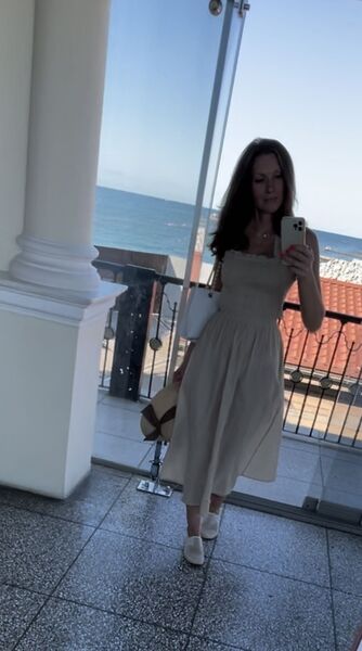  ,   Victoria, 45 ,   c 