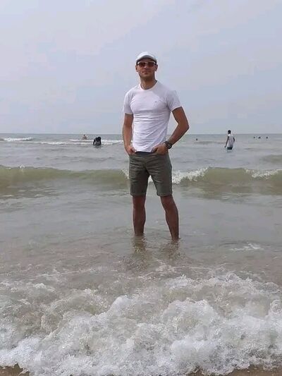  ,   Dragomir, 28 ,   ,   , c 