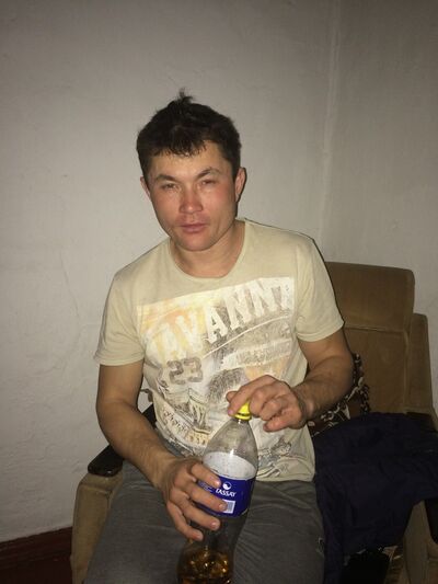  ,   Darhan, 41 ,  