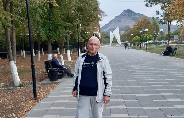  ,   , 70 ,     , c 
