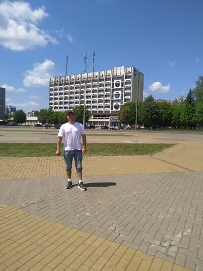  ,   Slavik, 39 ,   ,   