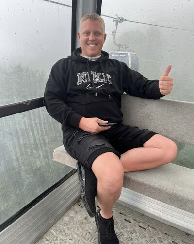  New Malden,   Damian, 31 ,   ,   