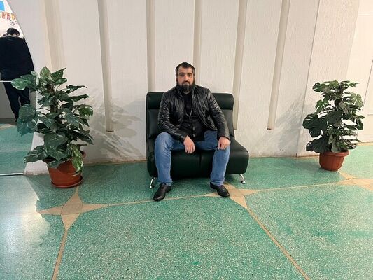  ,   Muxabbatxsox, 41 ,   ,   
