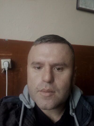  ,   Jorj, 43 ,   ,   , c , 