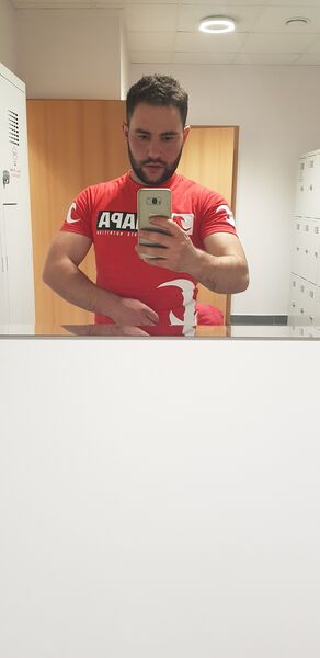  Frankfurt am Main,   Gio, 31 ,   ,   