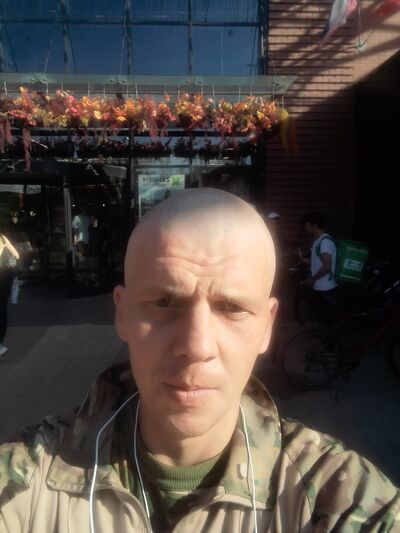  Sainte Marie,   , 35 ,   ,   