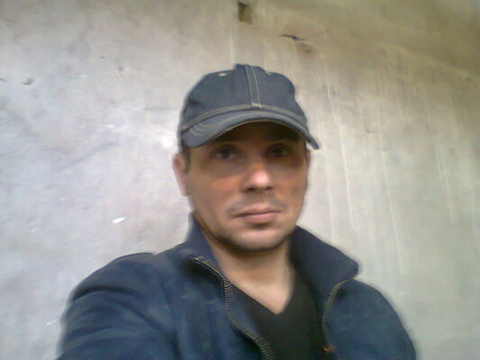  ,   Denis, 45 ,   , 
