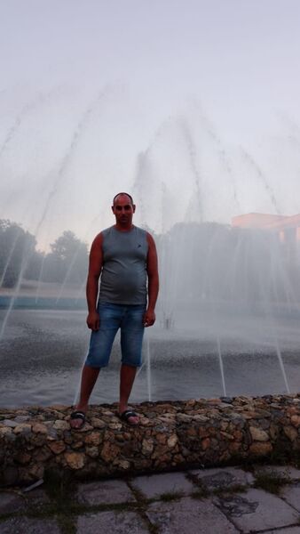  ,   Arman, 39 ,   ,   