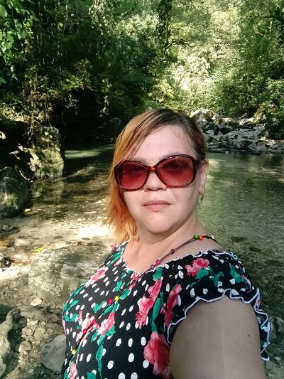  ,   Anna, 37 ,  
