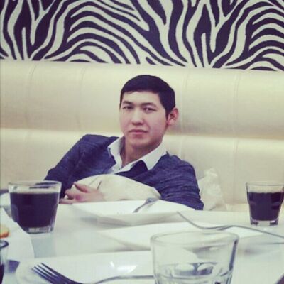  ,   Arman, 28 ,   ,   