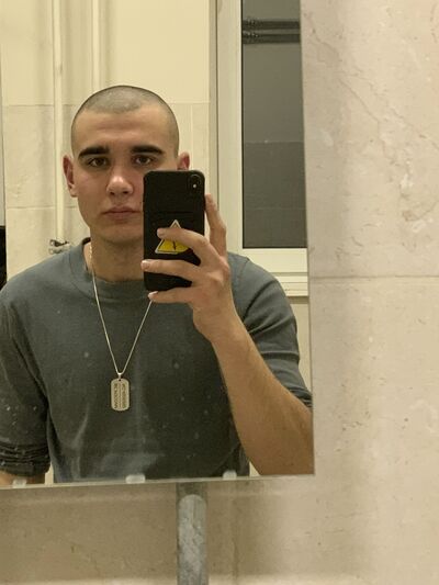  Edmundston,   , 21 ,   