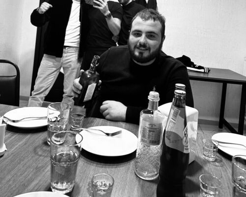  Nuernberg,   , 22 ,   ,   