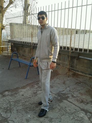  7056955  Hakob, 33 ,    