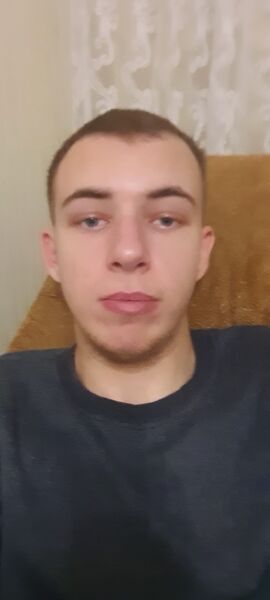  ,   Vlad, 21 ,   
