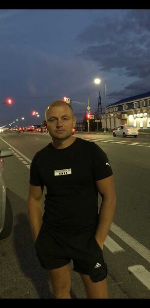  ,   Oleg, 42 ,   ,   