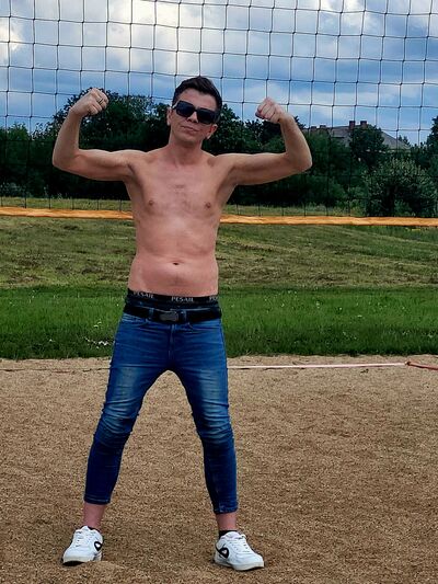  ,   Edza, 35 ,     , c 