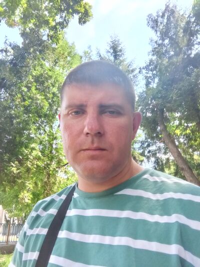  ,   Aleksey, 40 ,   c 