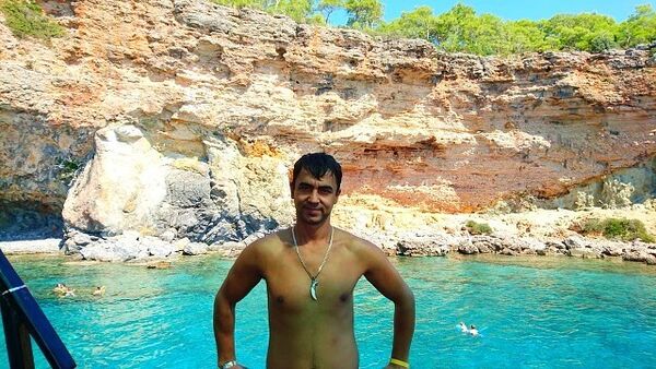  ,   Nurik, 40 ,   ,   