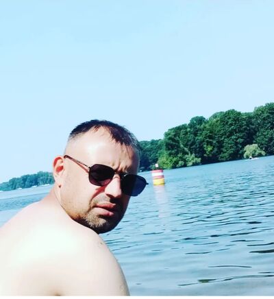  ,   Samir, 39 ,   