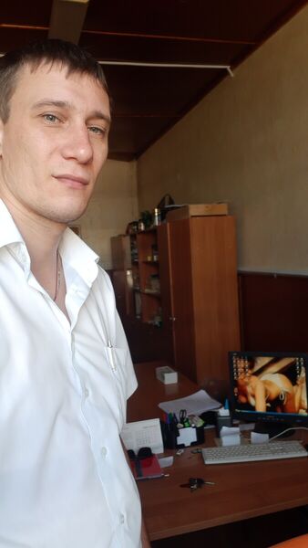  -,   Denis, 37 ,   ,   , c 