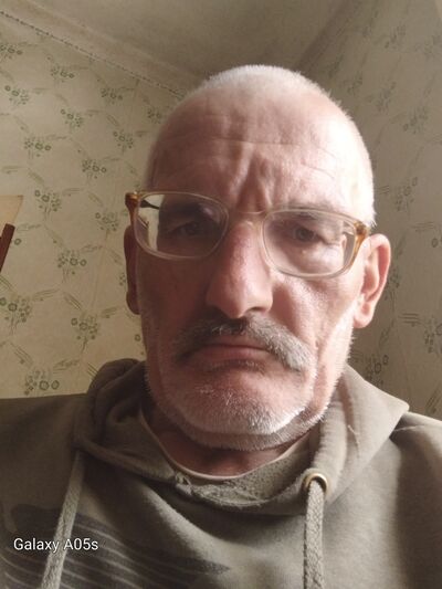  ,   Volodymyr, 61 ,     , c 