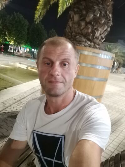  ,   Sergej, 41 ,   ,   , c 