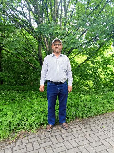  ,   Alisher, 49 ,   ,   , c 