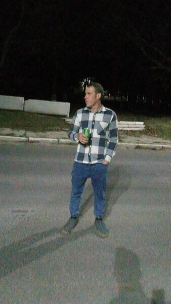 ,   Vlad, 21 ,   ,   