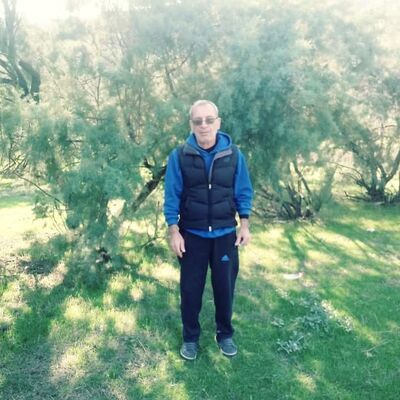  ,   Nik, 58 ,   ,   