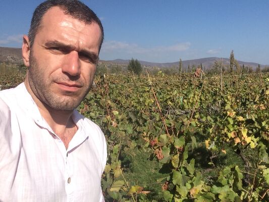  ,   Alik, 47 ,   ,   