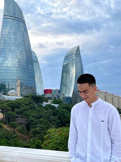  ,   Anton, 19 ,   ,   