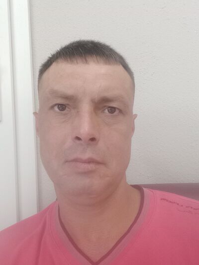  ,   Bratan, 39 ,   ,   