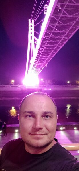  ,   Johnny, 39 ,   ,   